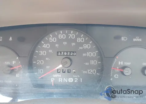 2000 Mercury Grand Marquis Gs z USA, uszkodzony, nr VIN 2MEFM74W1YX627789